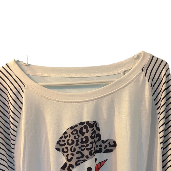 Leopard Print Snowman Long Sleeve Tee - Picture 6 of 7